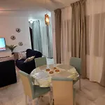 In - 1 Or 2 Bedrooms Apartment Arrecife (Lanzarote)