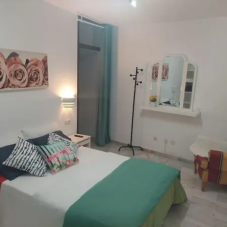 In - 1 Or 2 Bedrooms Apartment *