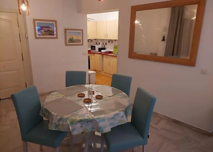 Lejlighed In - 1 Or 2 Bedrooms *